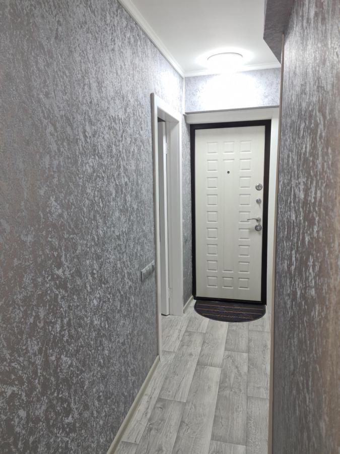 однокомнатная в центре петропавловска Apartment *